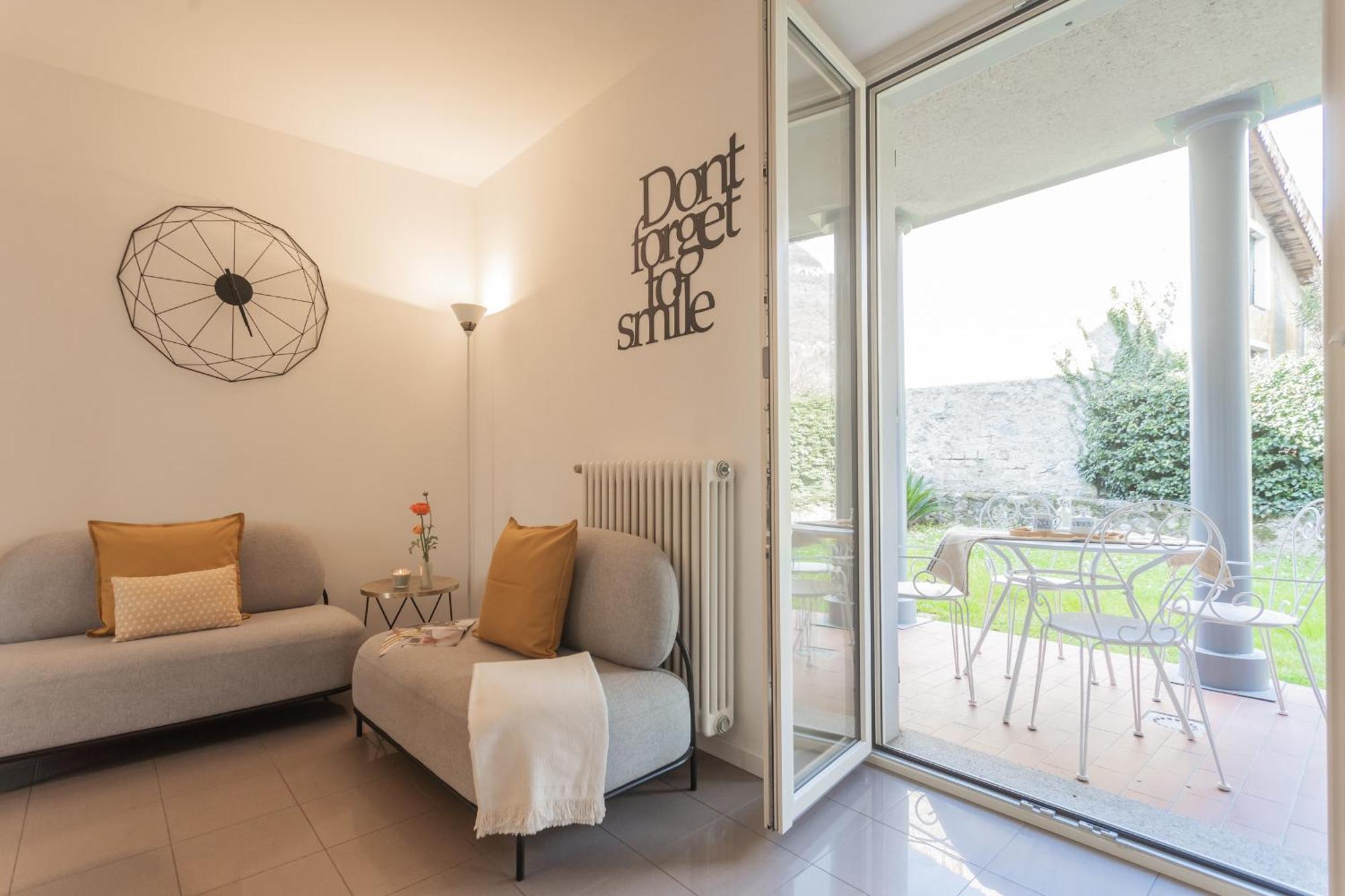 Ponente Balcony & Garden By Rent All Como Gravedona Exterior photo