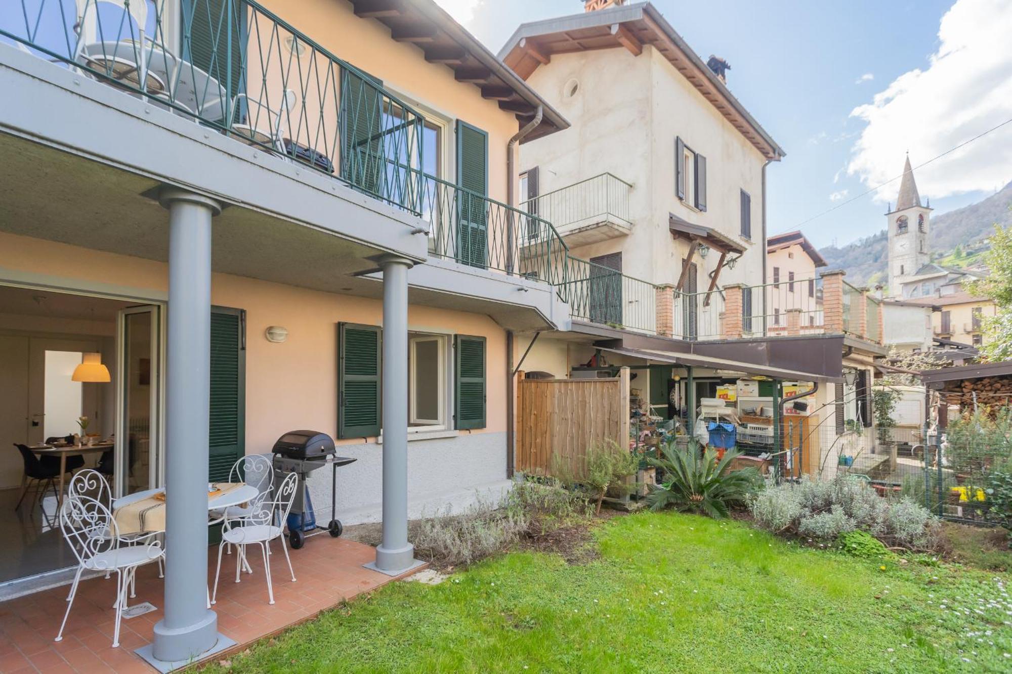 Ponente Balcony & Garden By Rent All Como Gravedona Exterior photo
