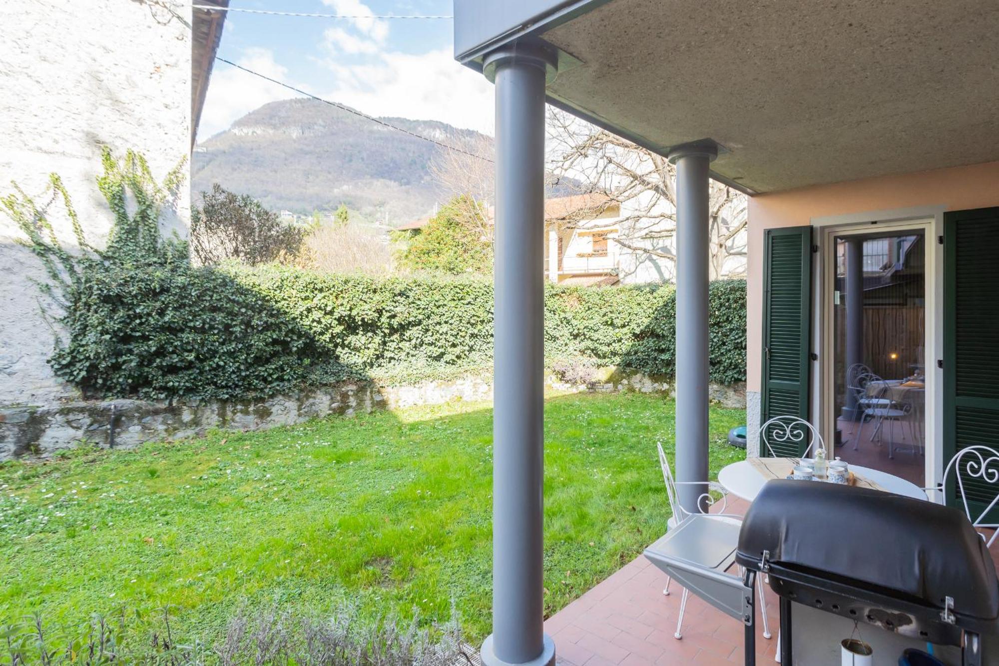 Ponente Balcony & Garden By Rent All Como Gravedona Exterior photo